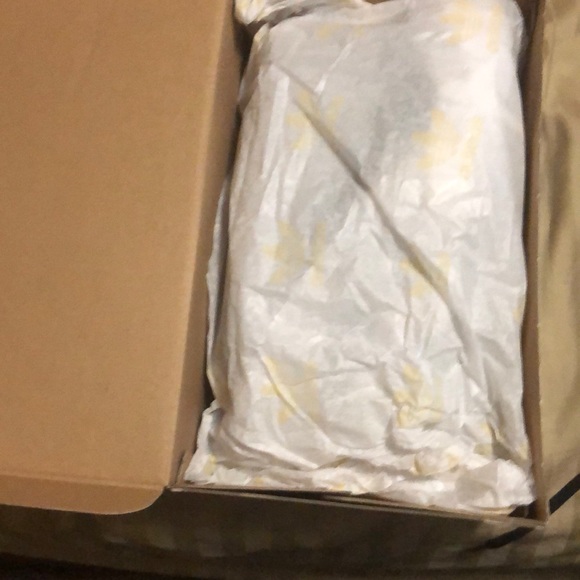 Bran new in box - Picture 2 of 5